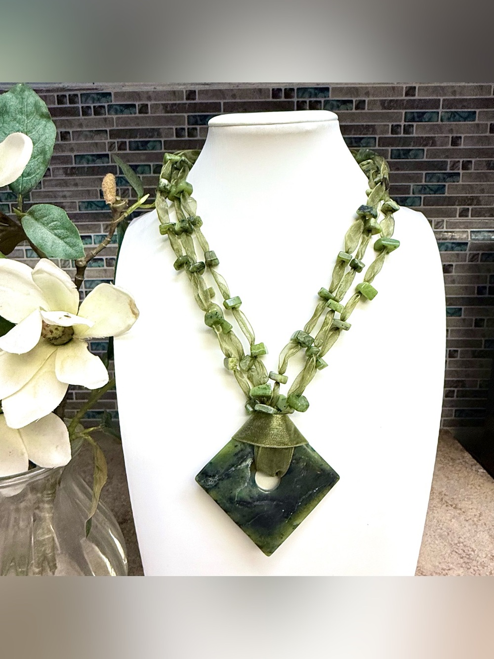 Handcrafted green Nephrite Jade necklace